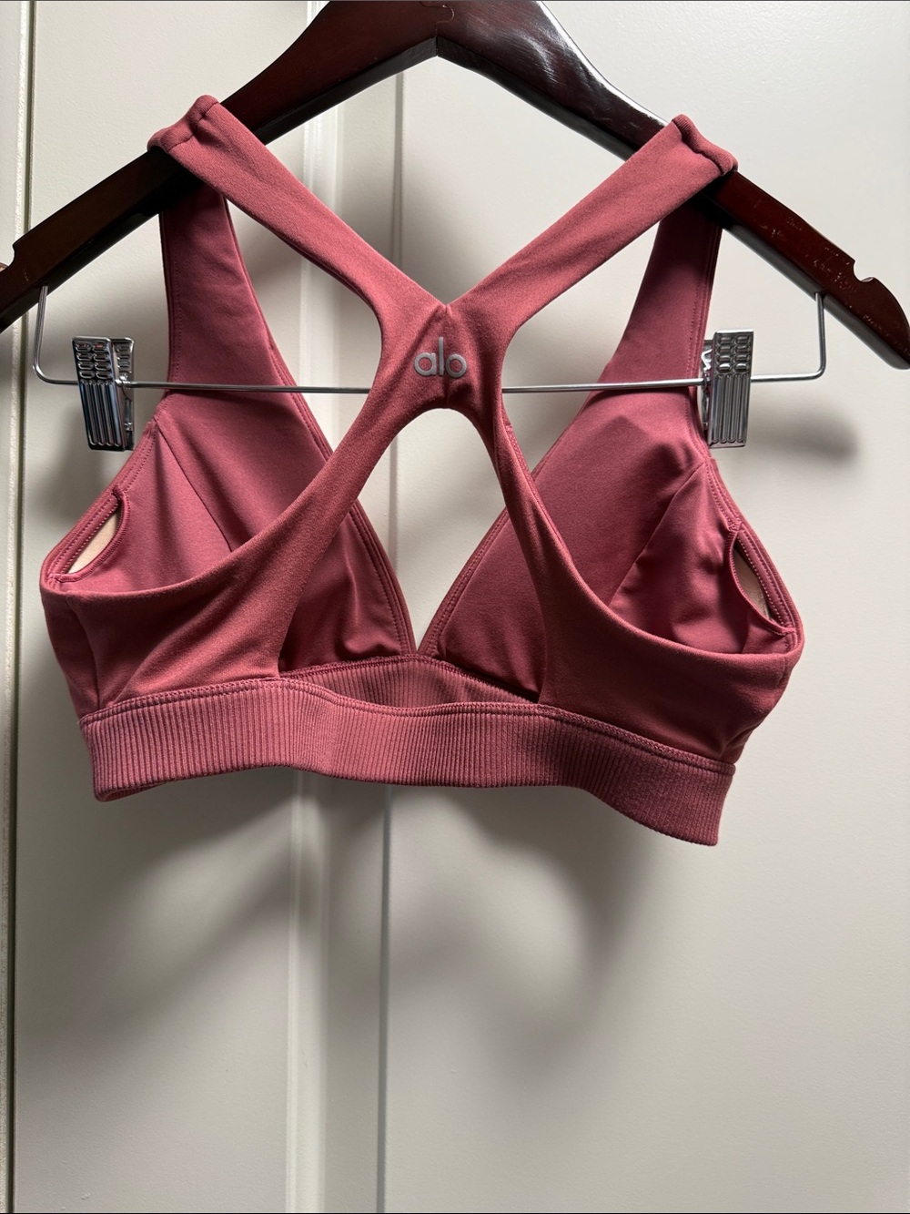 Alo Yoga Alosoft Show Stopper Bra XS - Picture 5 of 5